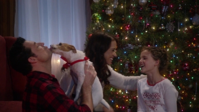 A_Christmas_Melody_mp44946.jpg