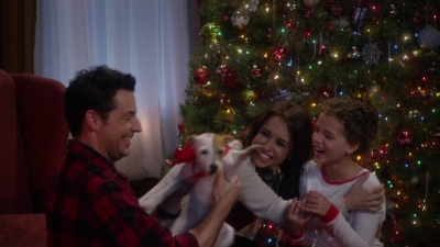 A_Christmas_Melody_mp44947.jpg