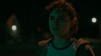 Paper_Girls_S01E02_mp42997.jpg