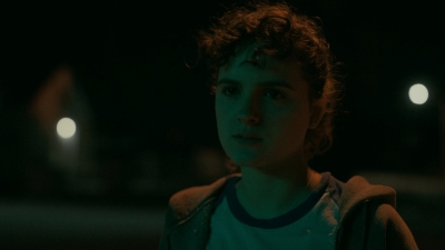Paper_Girls_S01E02_mp43000.jpg