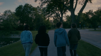 Paper_Girls_S01E02_mp43979.jpg
