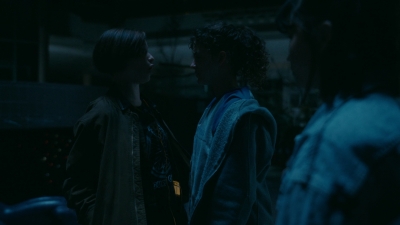 Paper_Girls_S01E02_mp44329.jpg