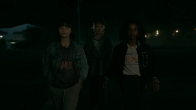 Paper_Girls_S01E03_mp44845.jpg