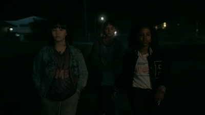 Paper_Girls_S01E03_mp44847.jpg