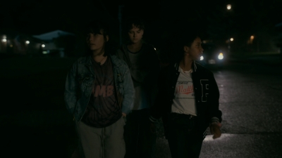 Paper_Girls_S01E03_mp44854.jpg