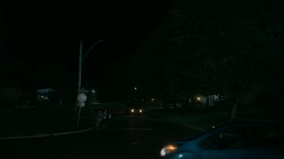Paper_Girls_S01E03_mp44863.jpg