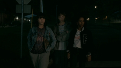 Paper_Girls_S01E03_mp44865.jpg