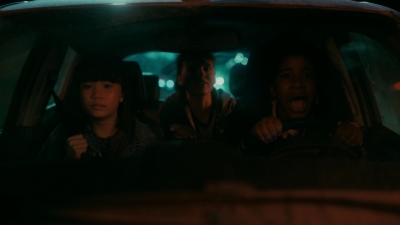 Paper_Girls_S01E03_mp45669.jpg