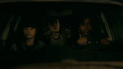 Paper_Girls_S01E03_mp45687.jpg