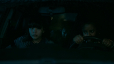 Paper_Girls_S01E03_mp45747.jpg