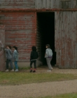 Paper_Girls_S01E03_mp46655.jpg