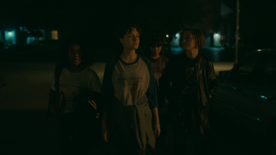 Paper_Girls_S01E05_mp41756.jpg
