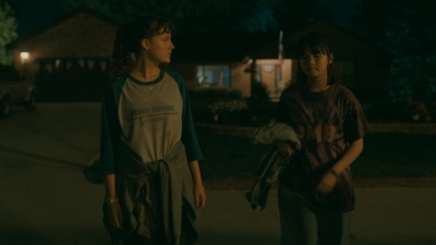 Paper_Girls_S01E05_mp41816.jpg