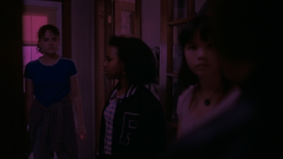 Paper_Girls_S01E08_mp41356.jpg